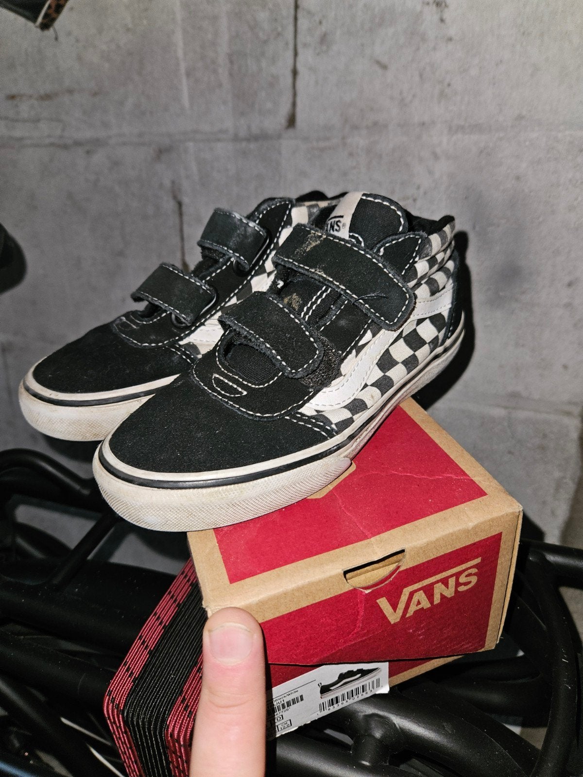 Vans jongens schoenen zgan maat 31, Kinderen en Baby's, Babykleding | Schoentjes en Sokjes, Ophalen of Verzenden, Zo goed als nieuw