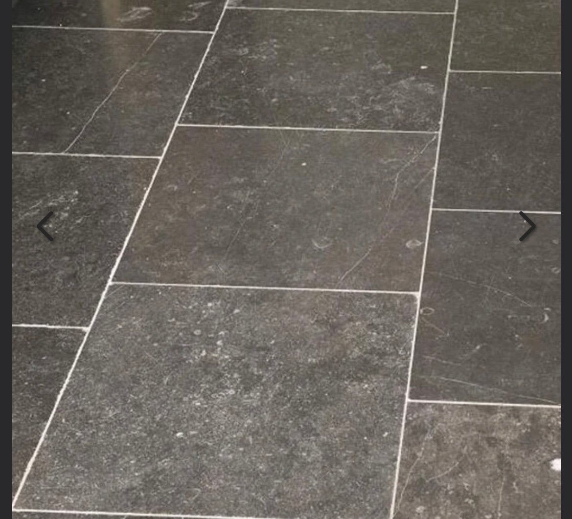 Gezocht Belgisch hardsteen gezoet 40x40 10 tegels, Doe-het-zelf en Verbouw, Hardsteen, Ophalen of Verzenden, Zo goed als nieuw