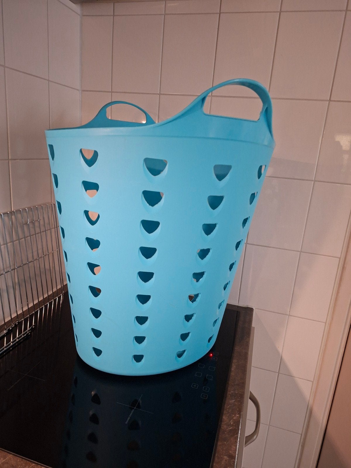 Lichtblauwe wasmand met handvatten, Ophalen, Gebruikt
