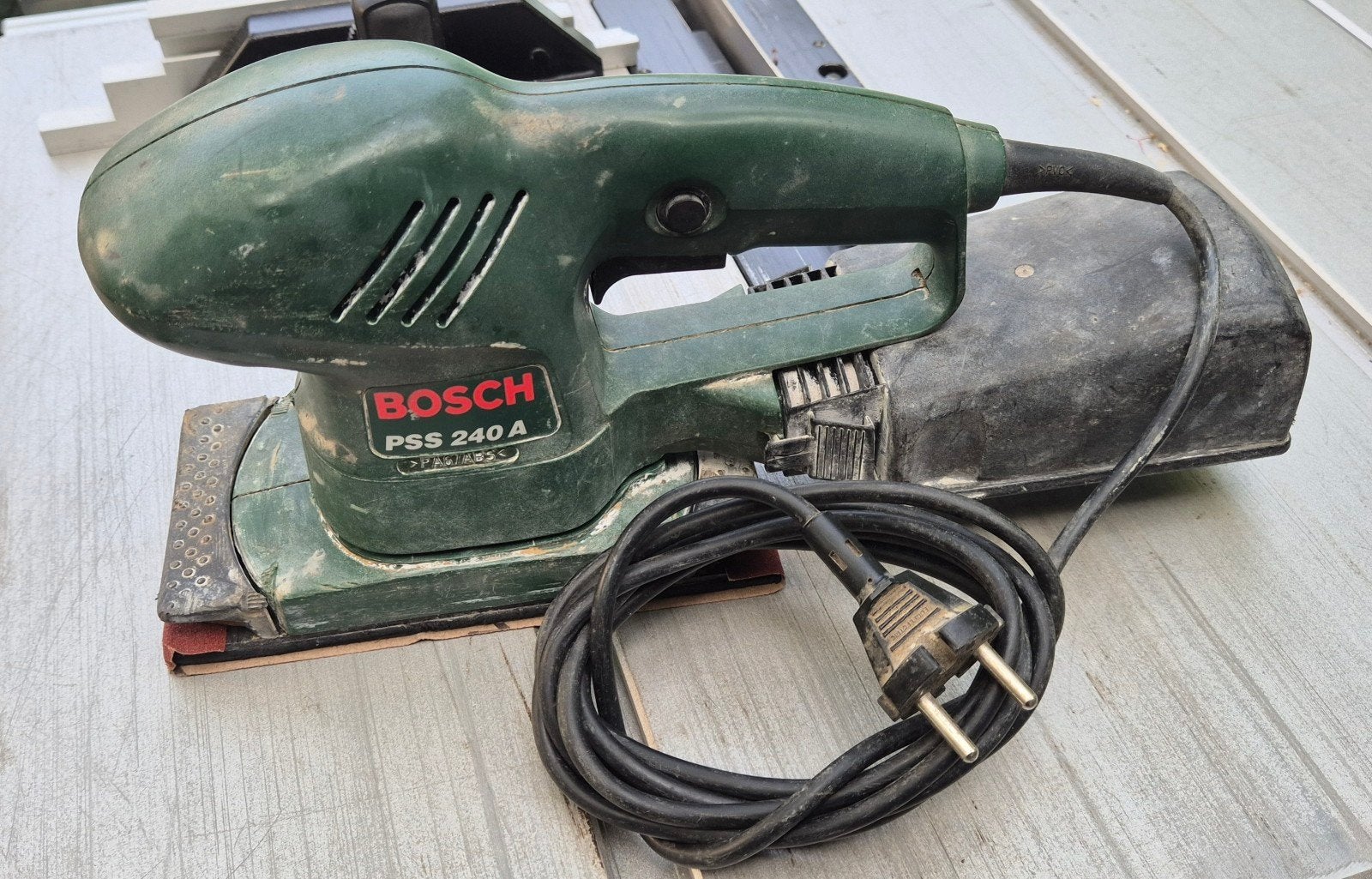 Bosch PSS 240a vlakschuurmachine, Ophalen of Verzenden, Gebruikt, Minder dan 600 watt, Vlakschuurmachine