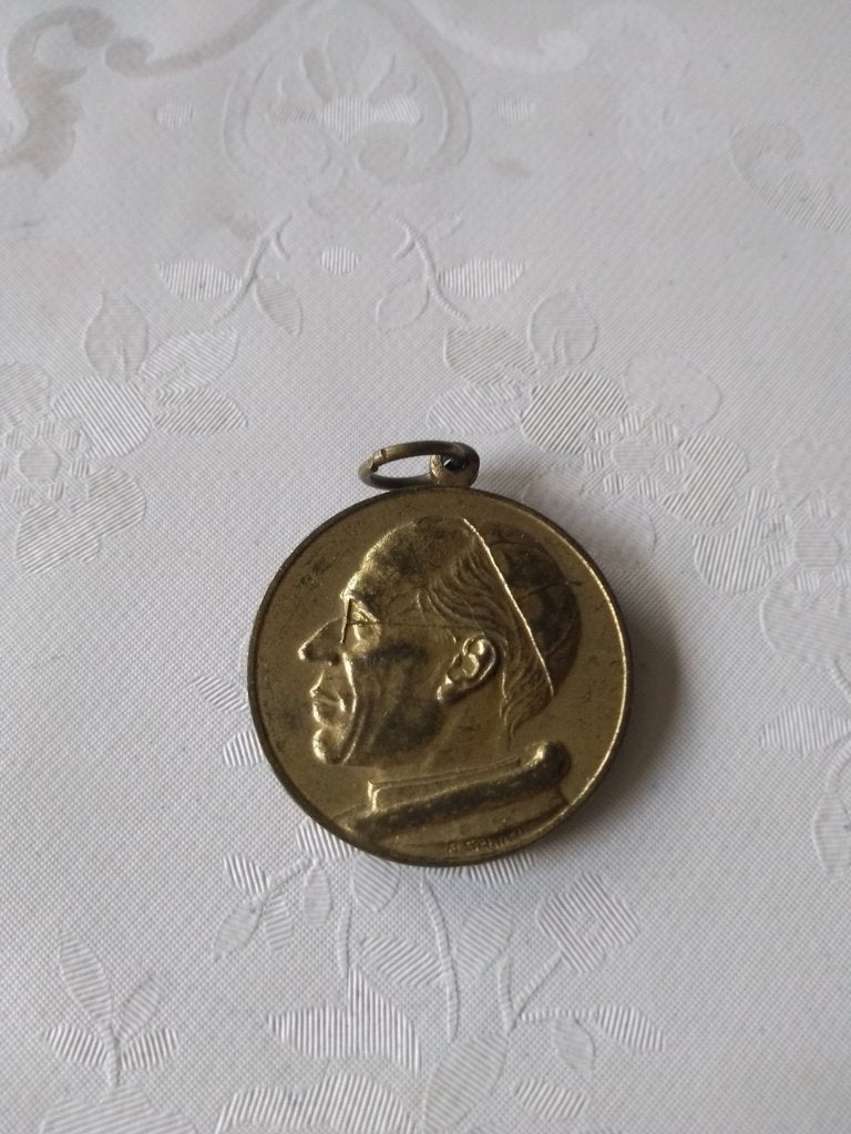 421 Oude Medaille van een jubileum van Paus Pius XII, Ophalen of Verzenden, Zo goed als nieuw, Overige typen, Christendom | Katholiek