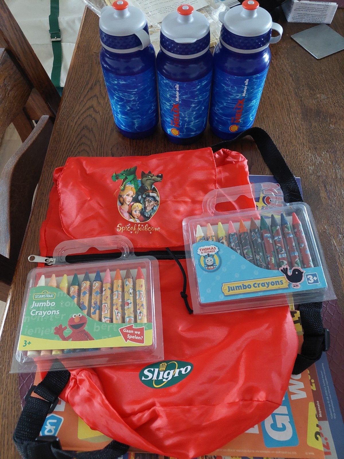 Knutselset met kleurpotloden, tas en drinkflessen, Ophalen of Verzenden, Nieuw, Knutselen