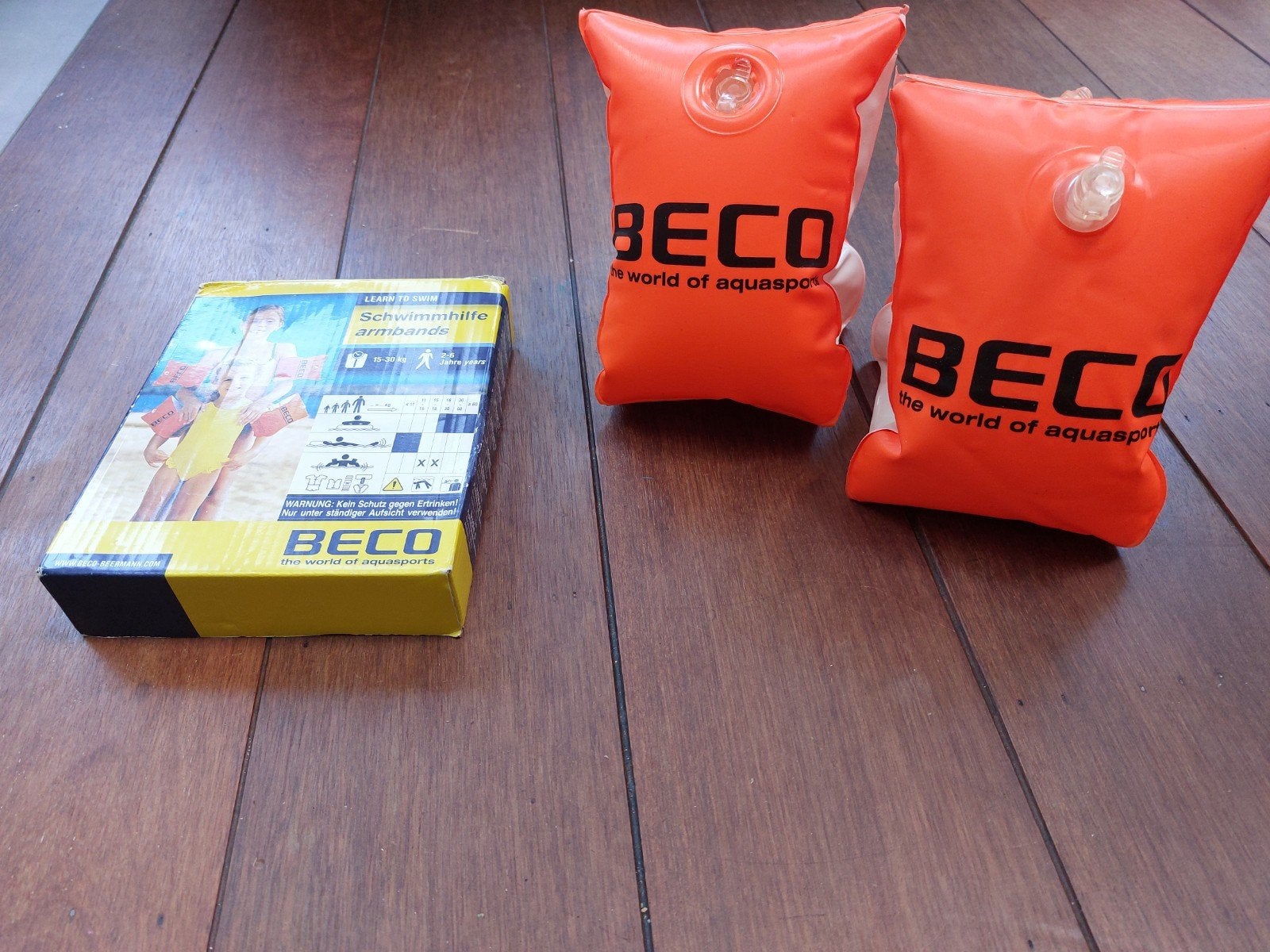 2 paar Beco zwembandjes, maat 0, 15-30 kg, Ophalen of Verzenden, Jongen of Meisje