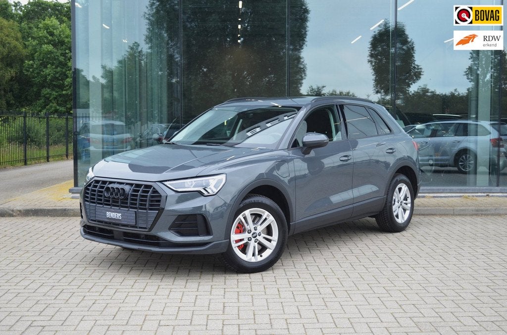 Audi Q3 45 TFSI e Advanced edition | ACC | Clima | Stoel. ve, Stof, Gebruikt, Hybride Elektrisch/Benzine, 13 kWh