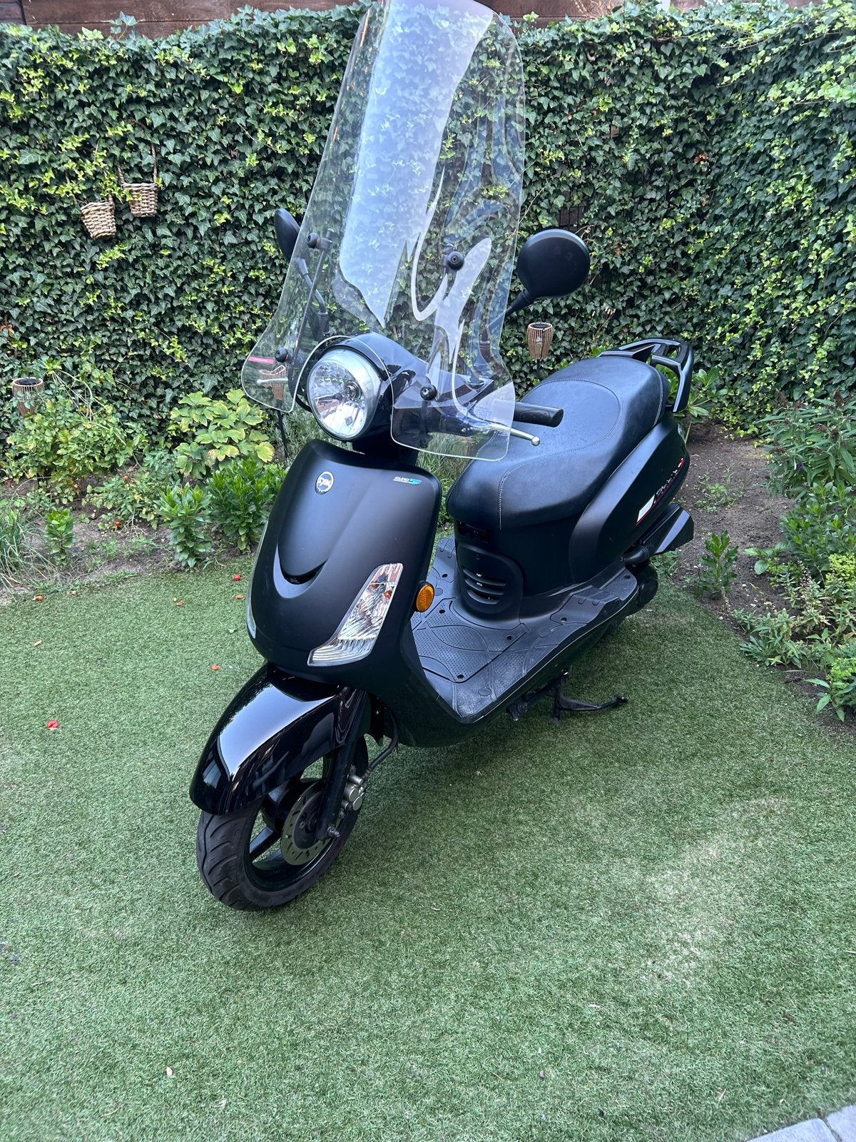 Sym Fiddle 2 Euro 5 uit 2023 - Zo goed als nieuw, Fietsen en Brommers, Scooters | SYM, Ophalen, Zo goed als nieuw, Benzine