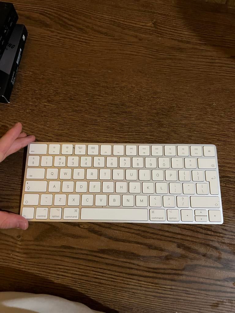 Apple Magic Keyboard A1644 - Draadloos Qwerty Toetsenbord, Ophalen of Verzenden, Qwerty, Gebruikt, Draadloos