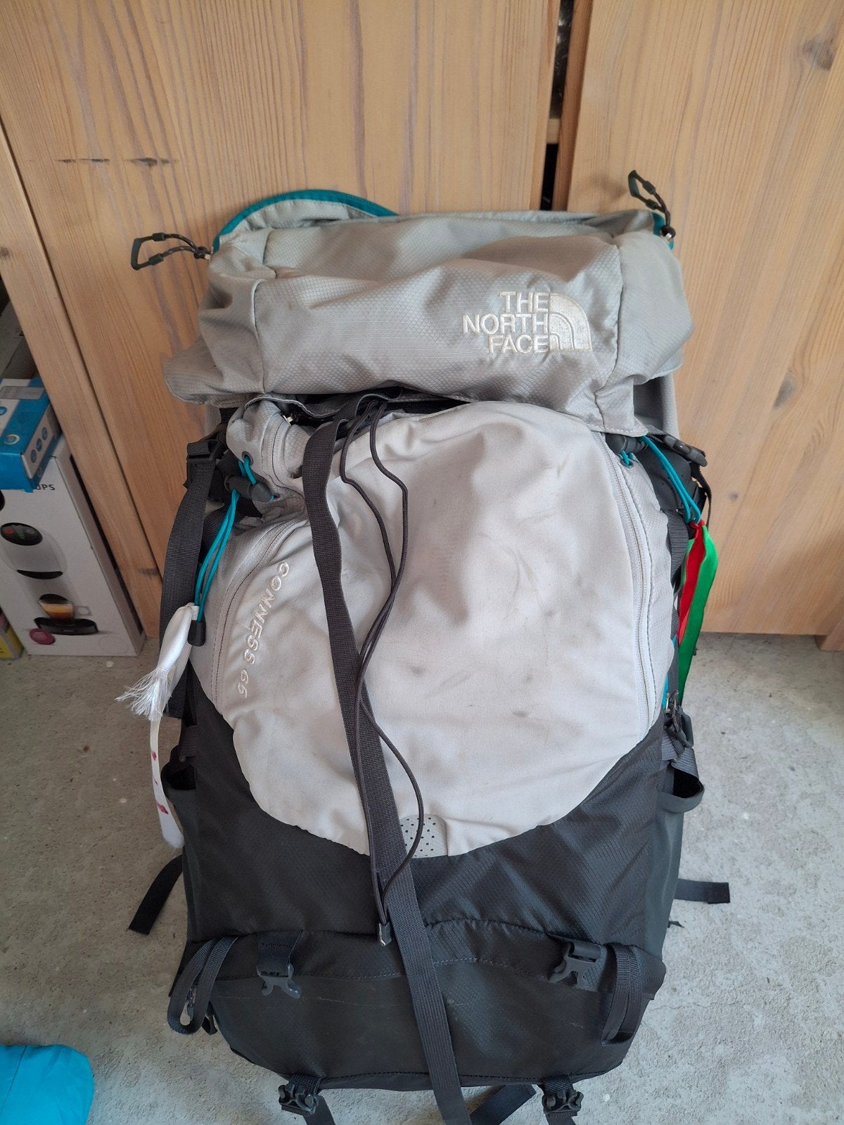 The North Face Conness 65 Backpack - Grijs/Zwart, Ophalen, Gebruikt