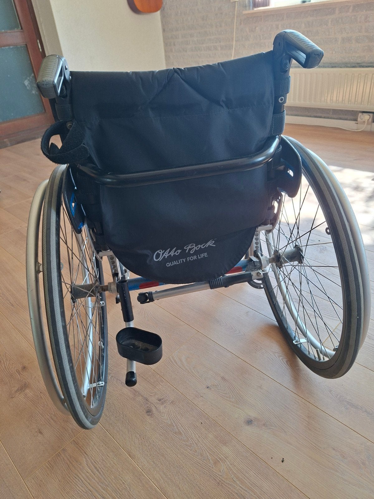 te koop vast frame rolstoel., Diversen, Ophalen of Verzenden, Zo goed als nieuw, Handbewogen rolstoel