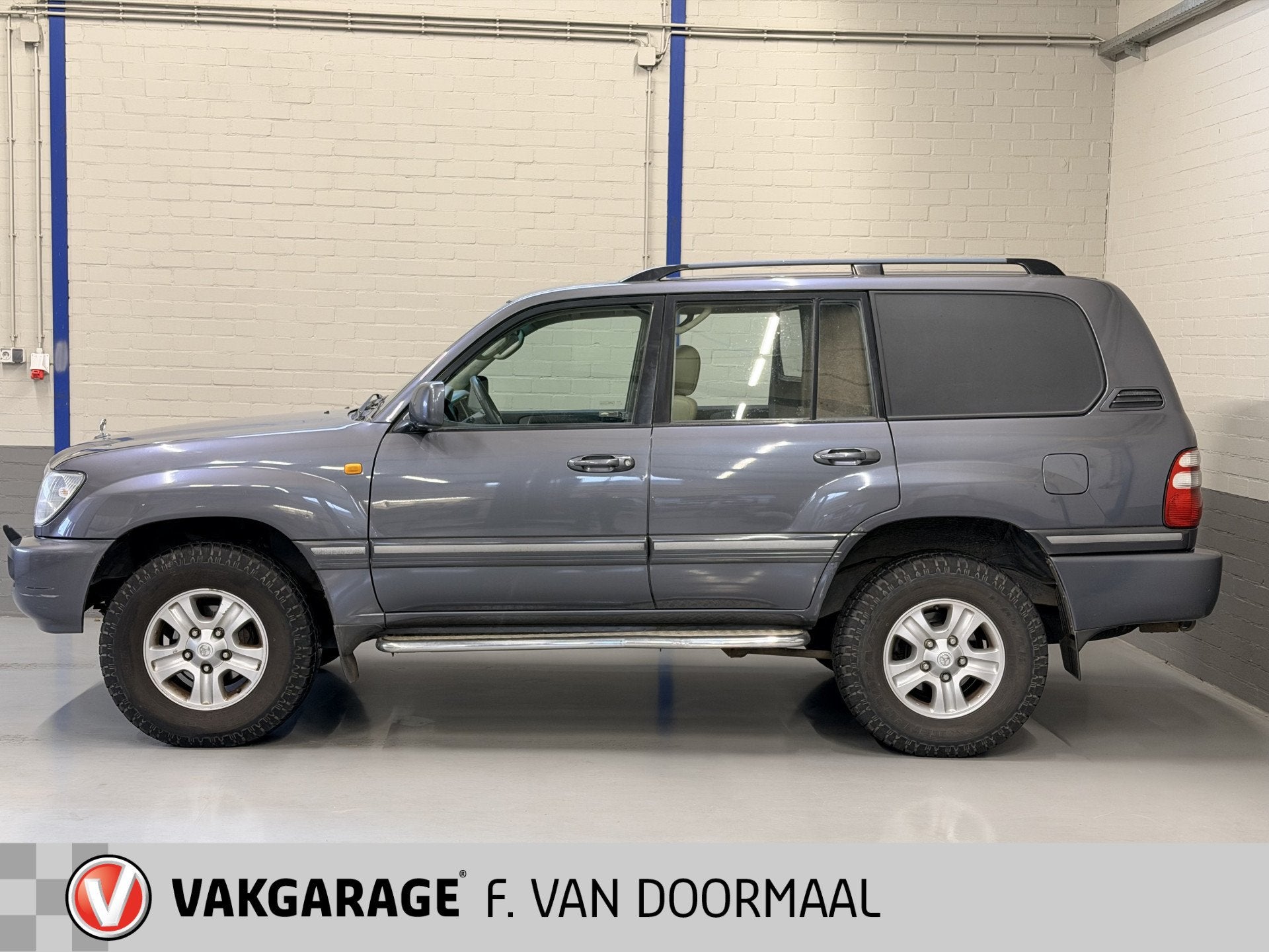 Toyota Land Cruiser 4.2 VX HR Blind Van Automaat (bj 2003), Automaat, Gebruikt, 4164 cc, Origineel Nederlands