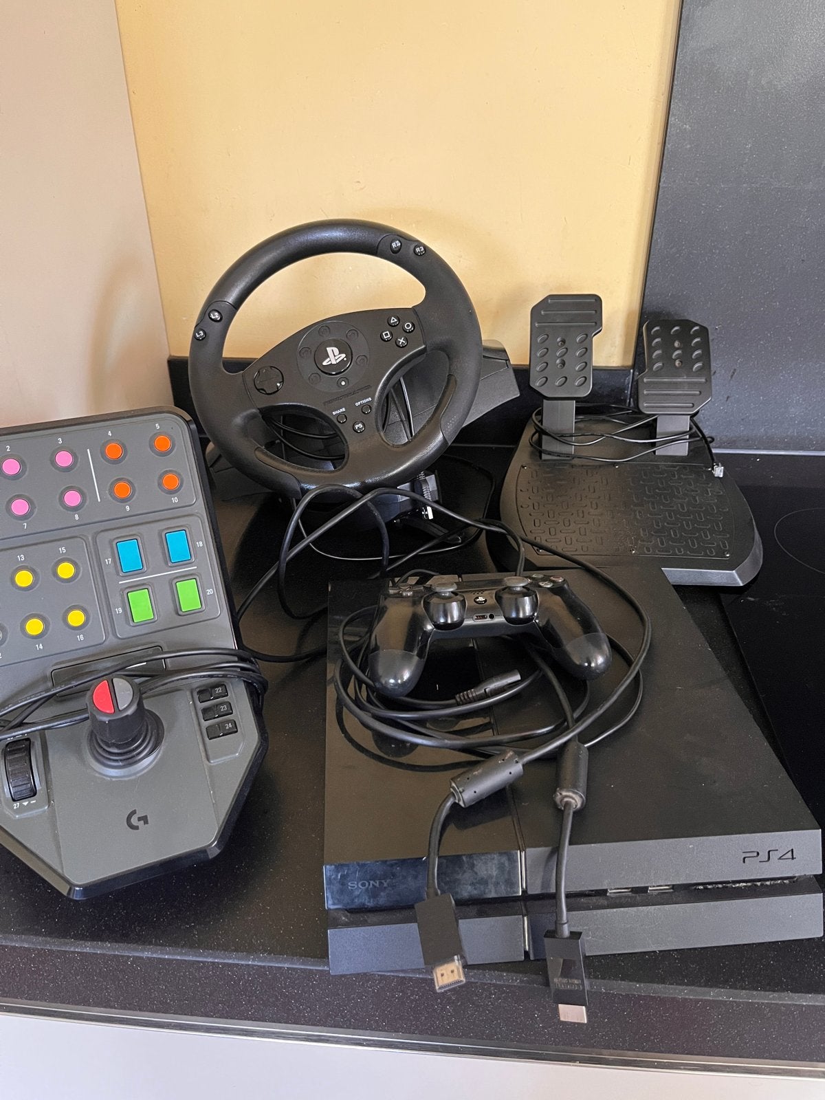 PS4 met Thrustmaster T80 stuur en Logitech Side Pan, Spelcomputers en Games, Ophalen of Verzenden, Met 1 controller, Original