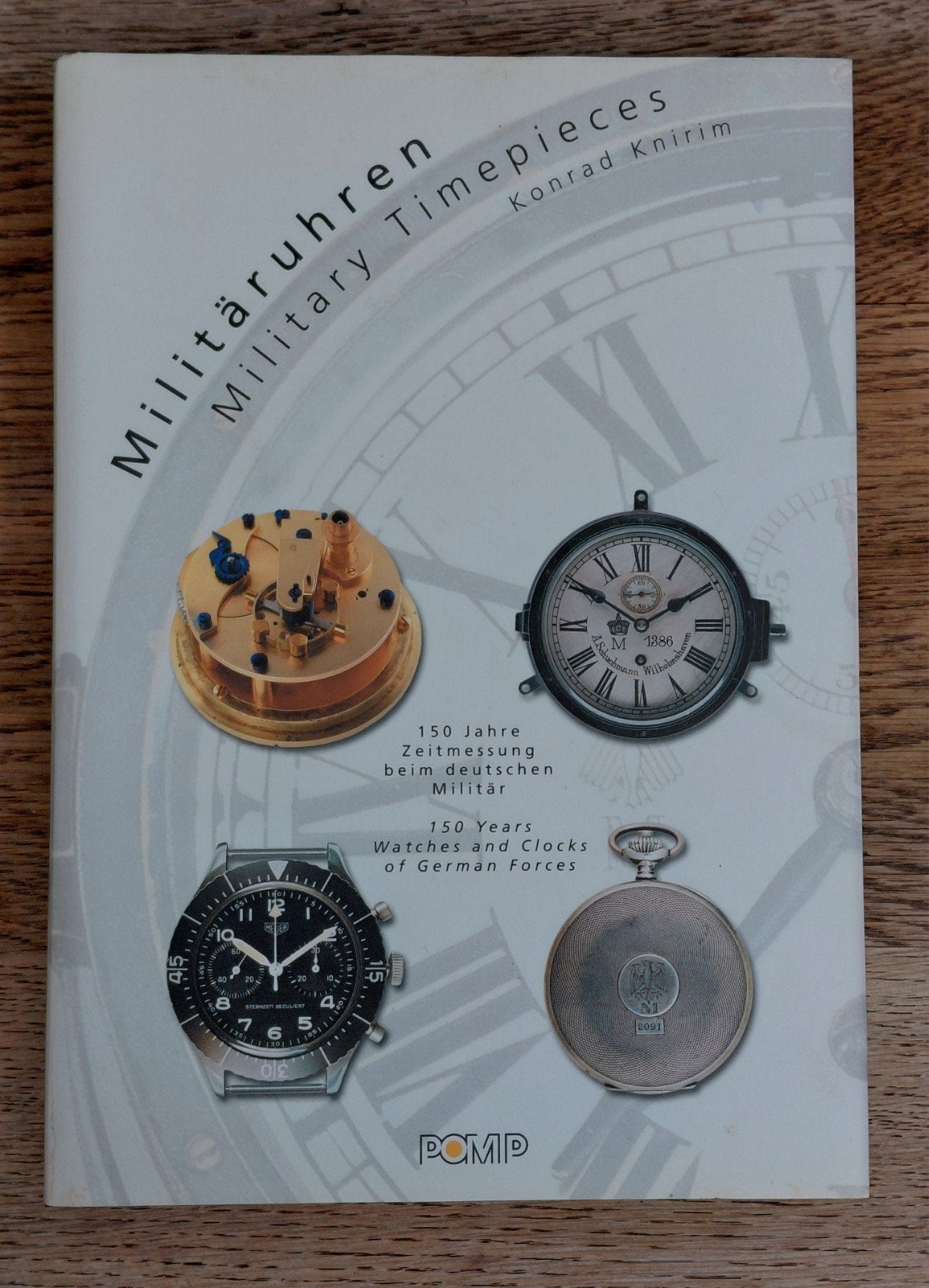 Boek Militairy Timepieces, Ophalen of Verzenden, Tweede Wereldoorlog, Zo goed als nieuw