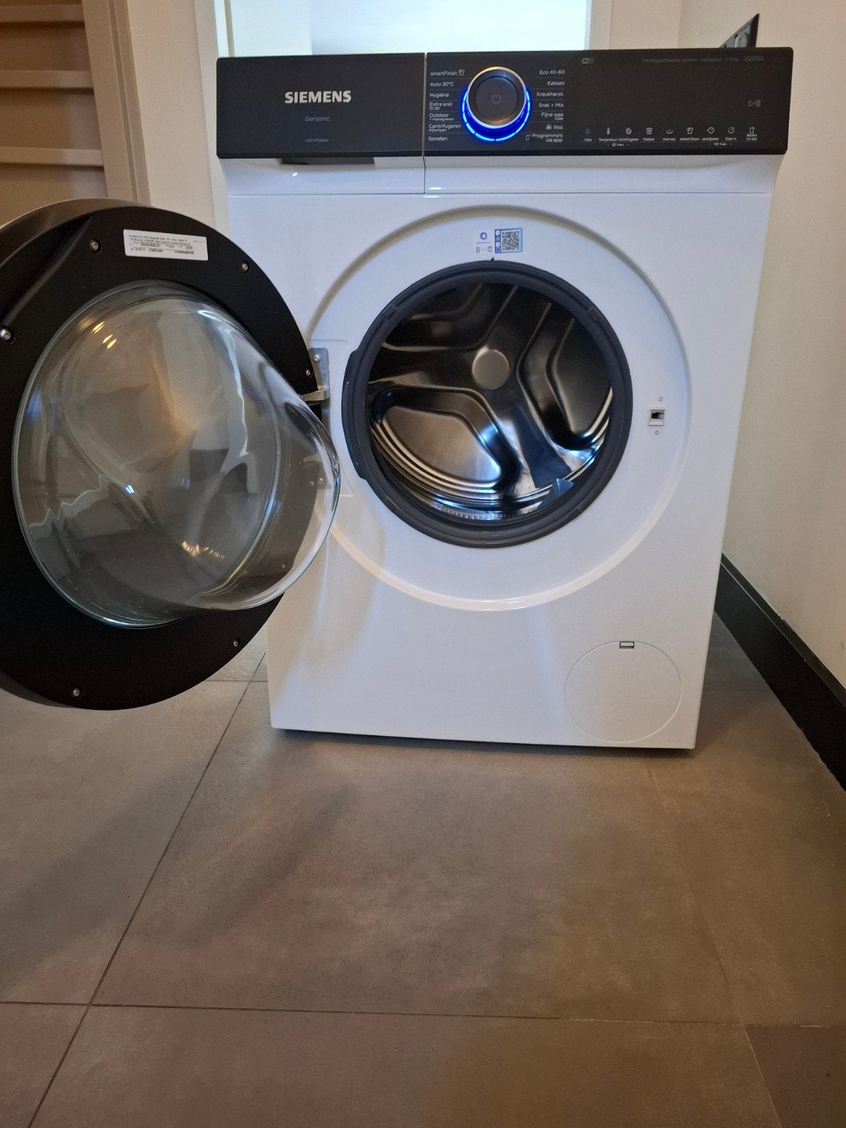 Goede wasmachine van Siemens., Ophalen, 1200 tot 1600 toeren, Minder dan 85 cm, 8 tot 10 kg