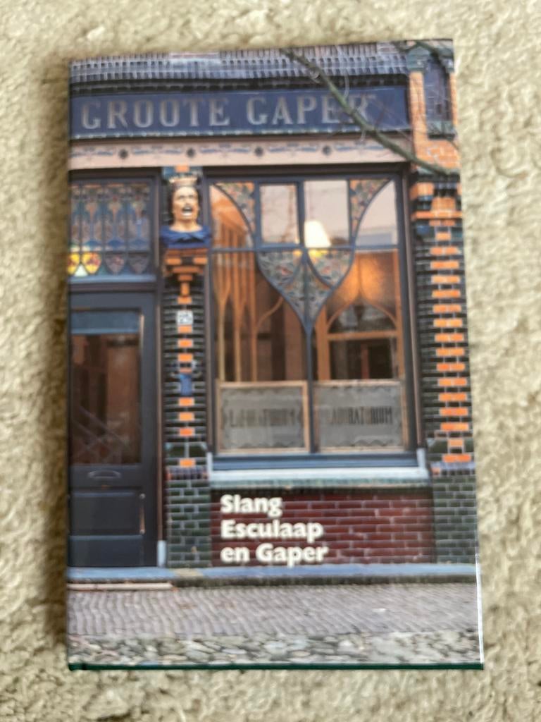 Slang, Esculaap en Gaper - Historisch boekje, Ophalen of Verzenden, Nieuw, Nederland