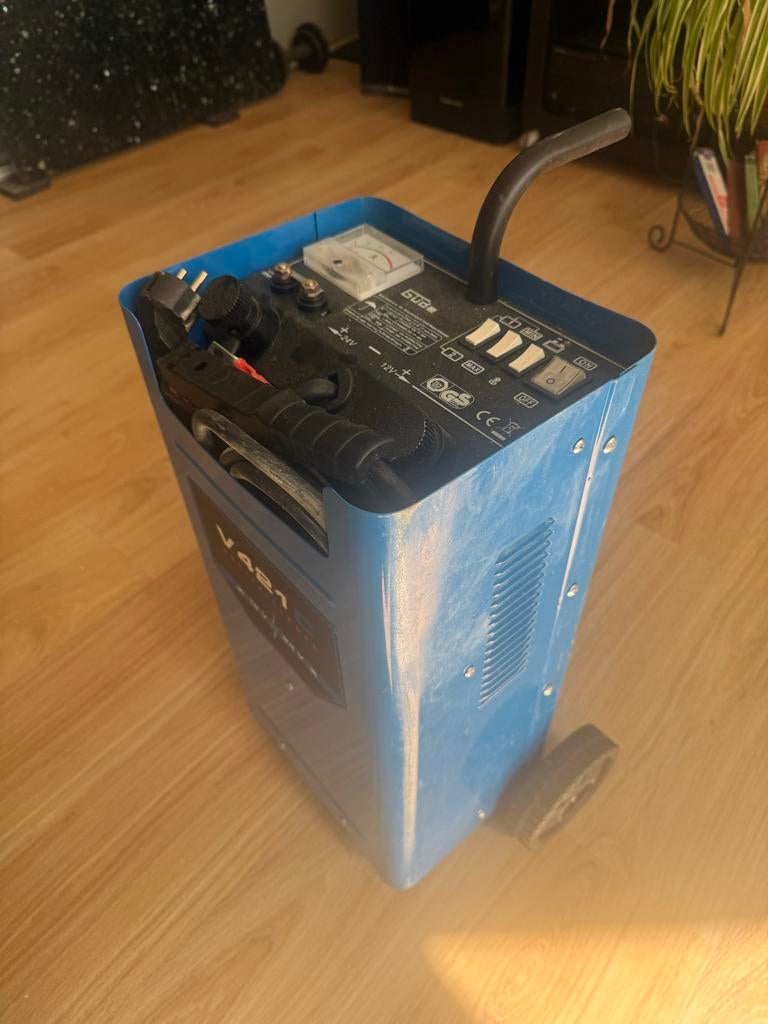 Gude V421C Acculader 12V/24V, Auto-onderdelen, Accu's en Toebehoren, Ophalen, Gebruikt, Universele onderdelen