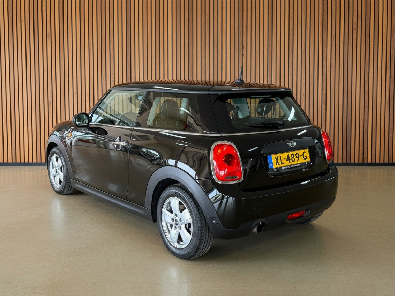 MINI 3-deurs 1.2 One | Airco | Stoelverwarming (bj 2015), Auto's, Voorwielaandrijving, Gebruikt, Euro 6, Start-stop-systeem