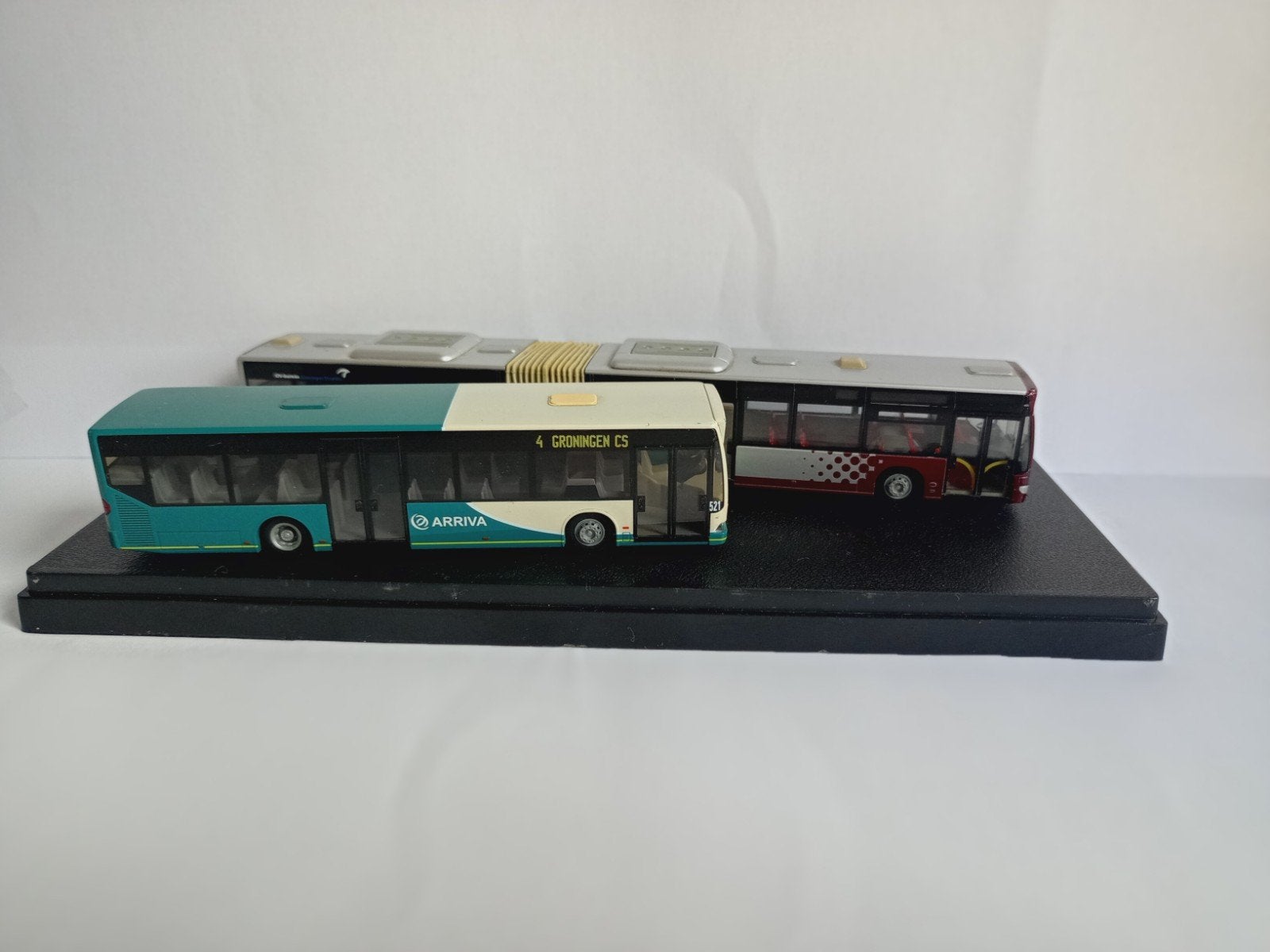 2 model bussen, Ophalen, Zo goed als nieuw, Bus of Vrachtwagen