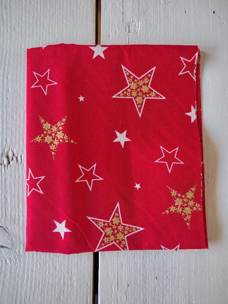Mooie quiltstof ster/sterretje - wit, goud, rood, Nieuw, Ophalen of Verzenden, Katoen, Minder dan 30 cm