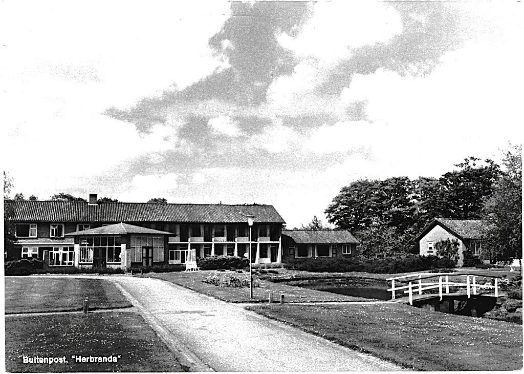 805693	Buitenpost	Fr 1980 Herbranda Wederopbouw	Gelopen, Ophalen of Verzenden, 1960 tot 1980, Gelopen, Friesland