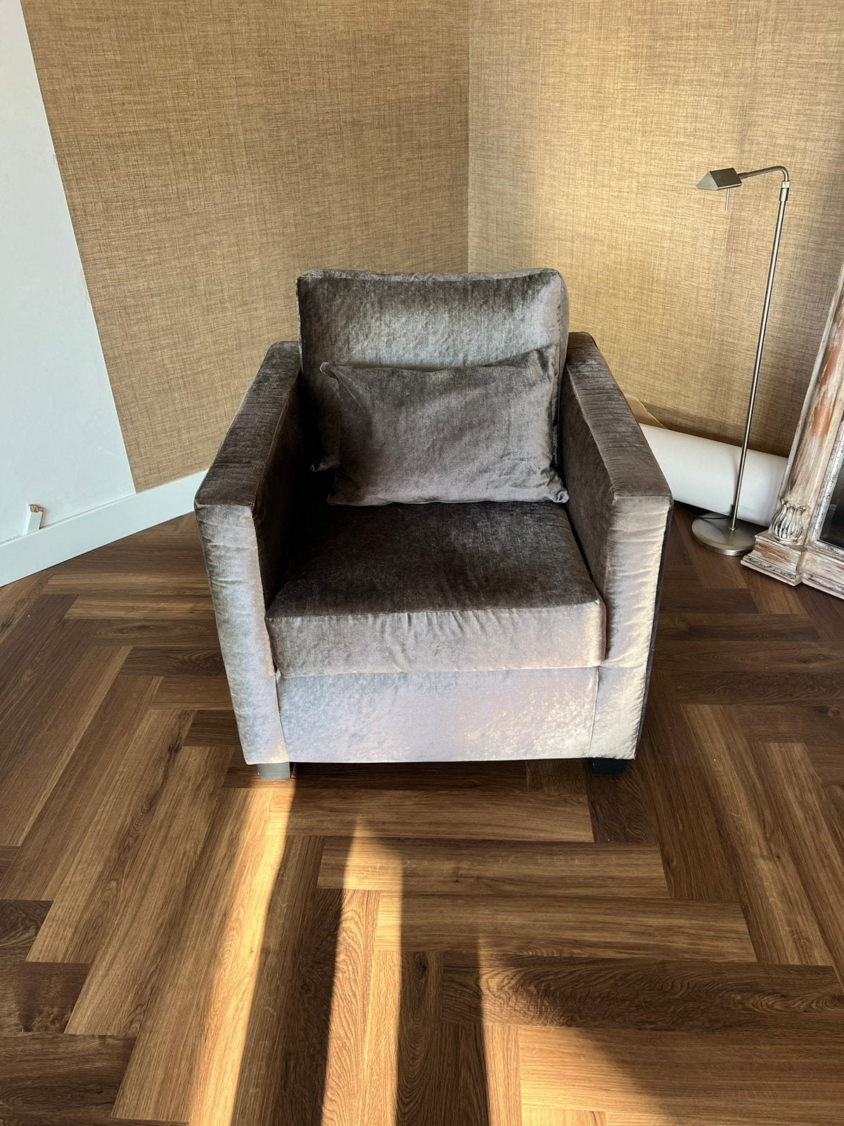 Moderne vierkante velours grijs stoel, Huis en Inrichting, Stoelen, Ophalen, Zo goed als nieuw, Grijs, Twee