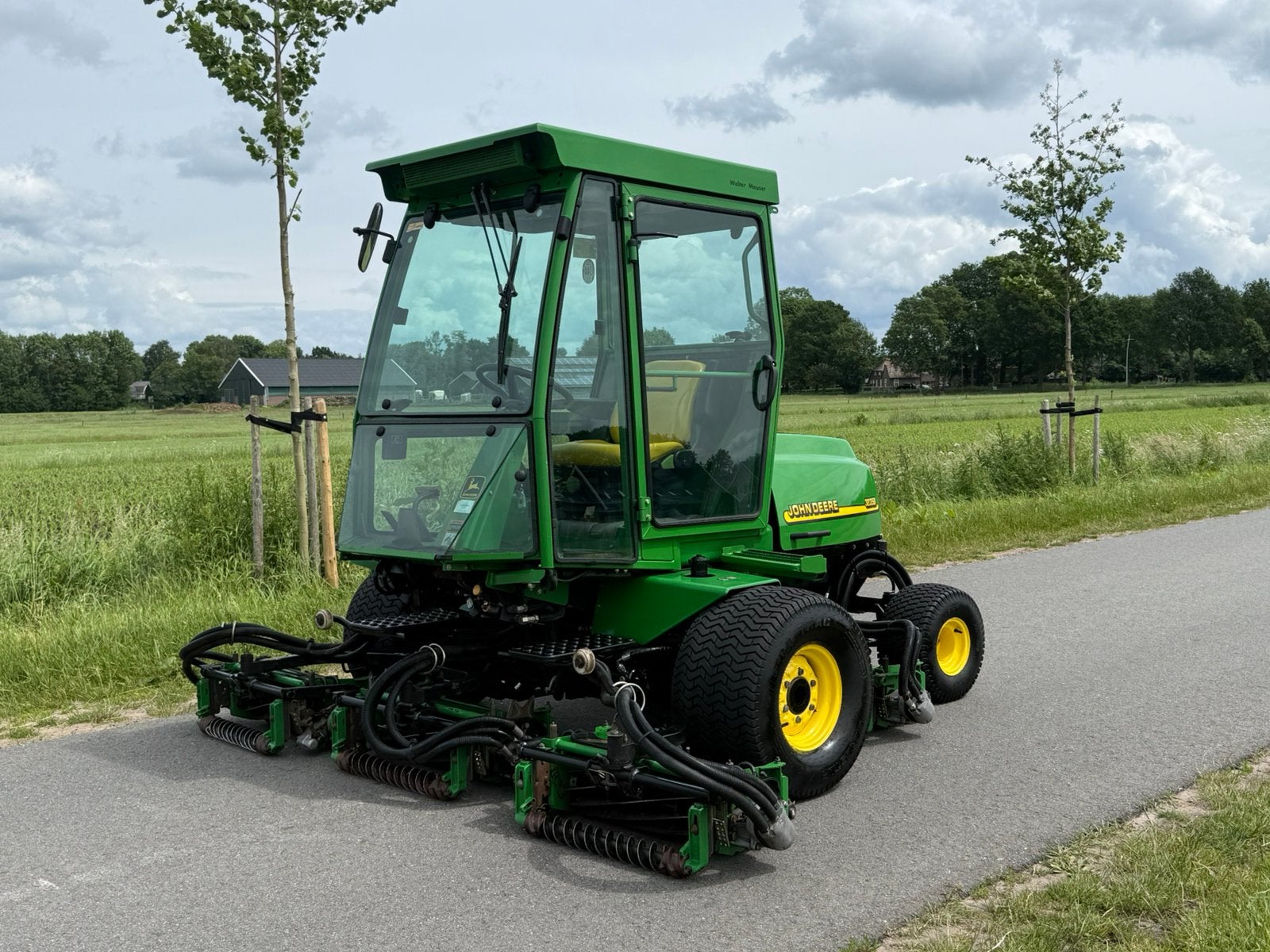 Zeer nette John Deere 3235B kooimaaier zitmaaier diesel, Ophalen, Zo goed als nieuw, 120 cm of meer