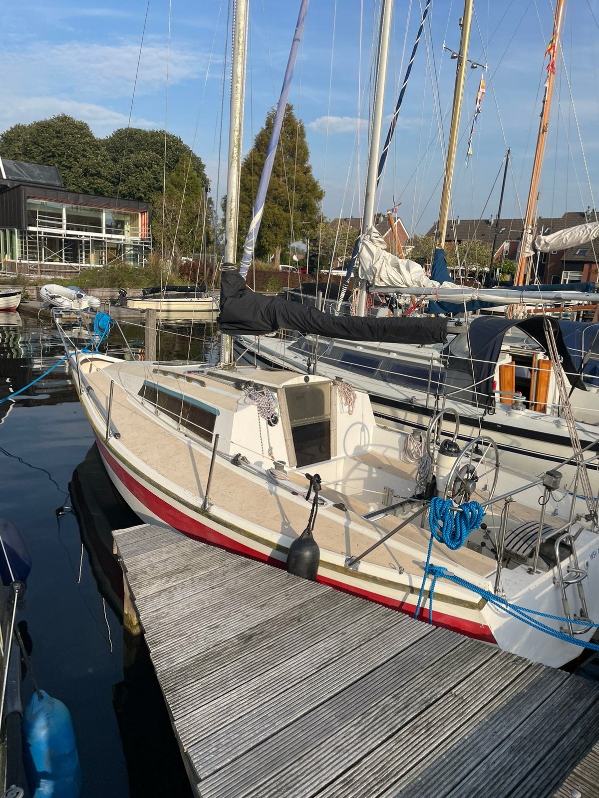 Snel en stabiel polyester zeiljacht  7.5 m, inbooard diesel, Ophalen, Overige merken, Gebruikt, Met afstandsbediening