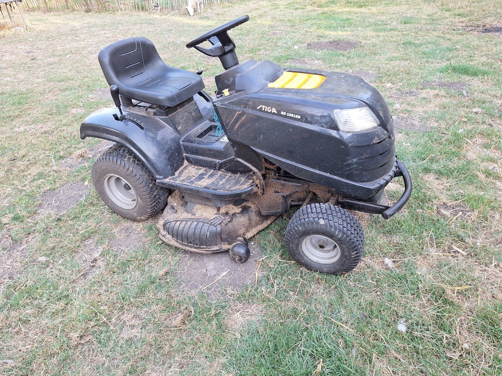 Stiga zitmaaier SD 108 met motorprobleem (vastloper), Ophalen, Cirkelmaaier, Gebruikt, Stiga