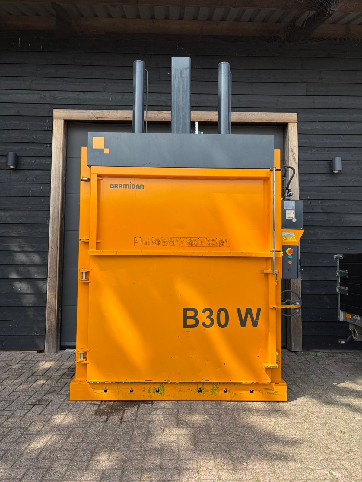 Bramidan B30 Wide | 30 ton | Papierpers | Balenpers, Ophalen of Verzenden