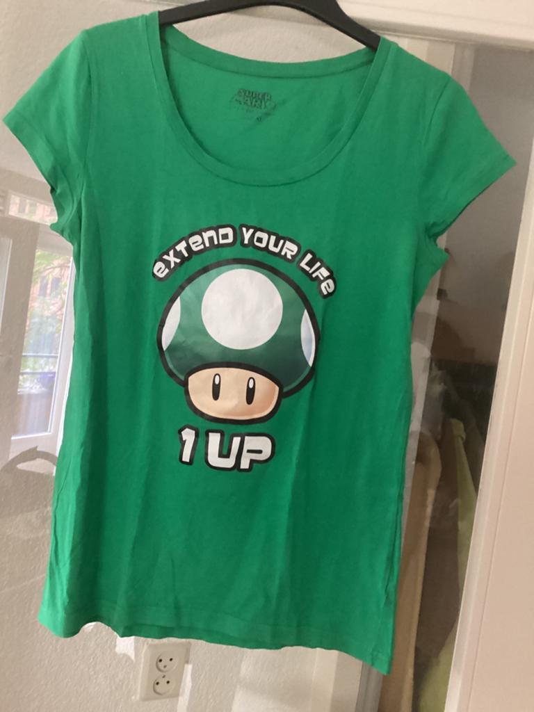 Super Mario t shirt, Ophalen of Verzenden, Zo goed als nieuw