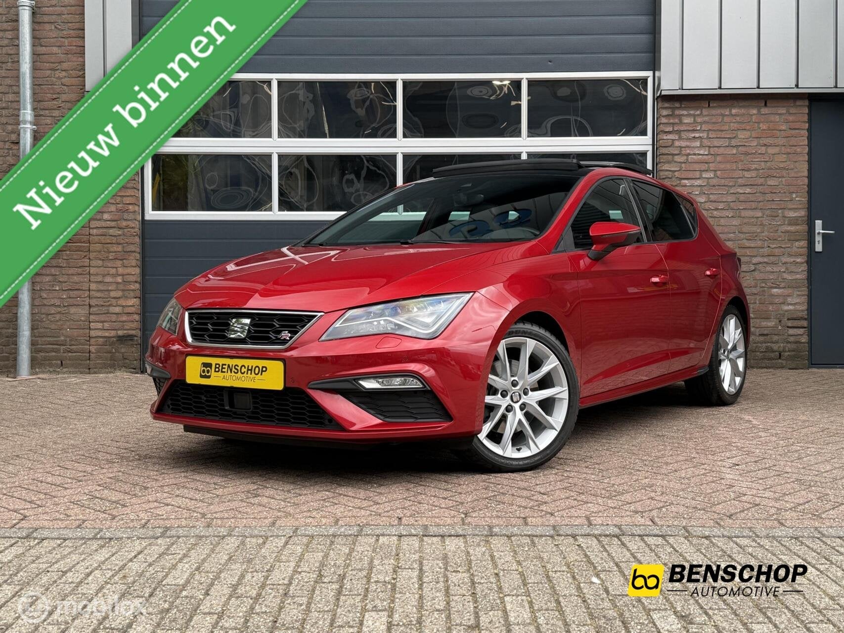 Seat Leon 1.8 TSI FR DSG Aerodynamica Panodak Navi Seat Soun, 1227 kg, Automatische klimaatregeling, Zwart, 4 cilinders