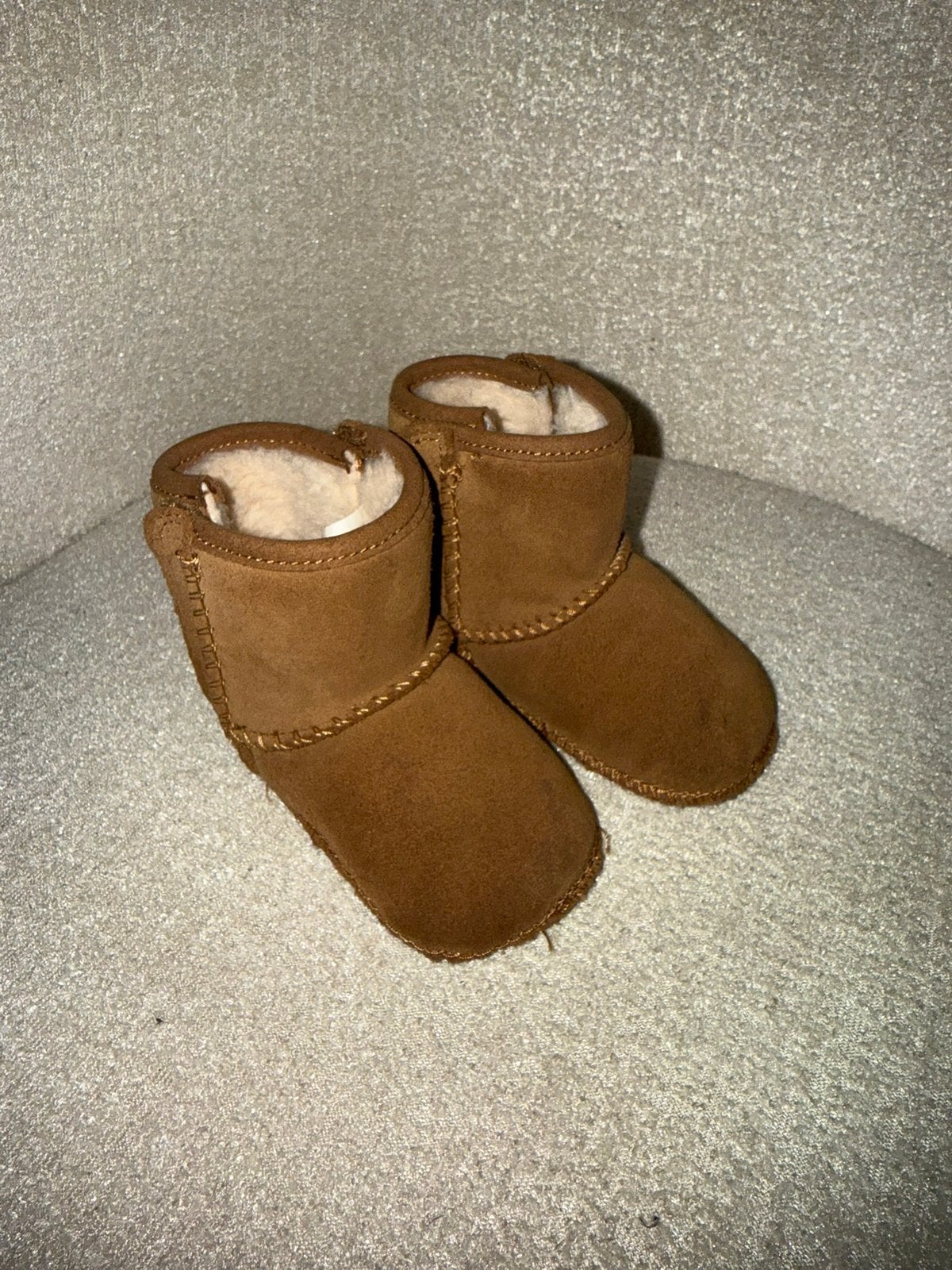 Baby uggs maat 16, Ophalen of Verzenden, Zo goed als nieuw, Jongetje of Meisje, Schoentjes