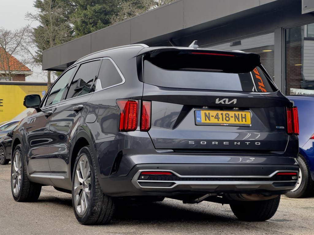 Kia Sorento 1.6 T-GDI Hybrid 7PERS AUT6 EXECUTIVE PANODAK DE, Gebruikt, 4 cilinders, Hybride Elektrisch/Benzine, 1758 kg