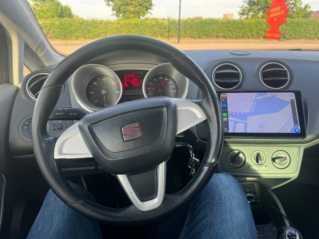 Seat Ibiza 1.2 TDI 55KW Ecomotive 2010 Zwart, Auto's, Seat, Voorwielaandrijving, 74 pk, 1199 cc, 96 €/maand