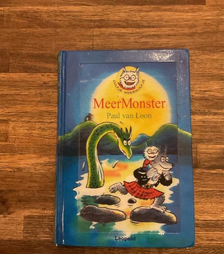 Dolfje Weerwolfje: MeerMonster, Boeken, Ophalen of Verzenden, Zo goed als nieuw, Fictie algemeen