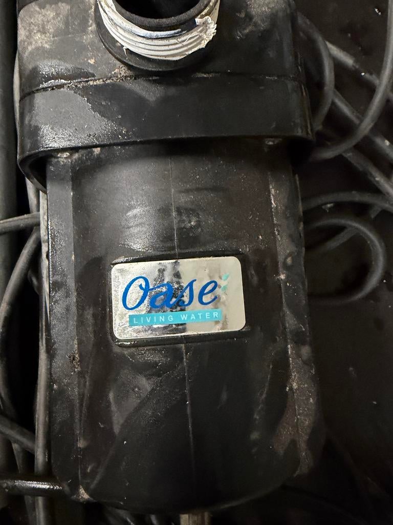 Oase Aquarius Universal Premium 6000 vijverpomp, Ophalen, Gebruikt