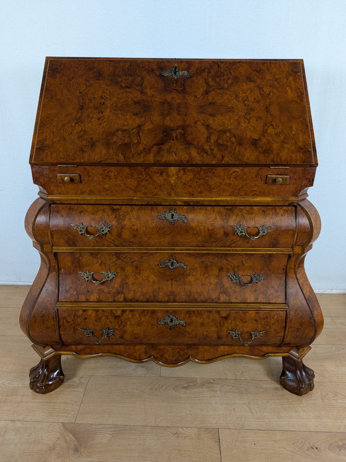 Luxe wortelnoten bombe secretaire – Hollandse Louis XV-stijl, Antiek en Kunst, Ophalen of Verzenden