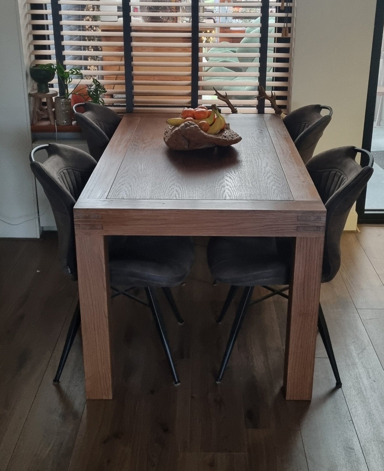 Massief Eiken eettafel, Ophalen, Gebruikt, Landelijk, 4 tot 6 stoelen
