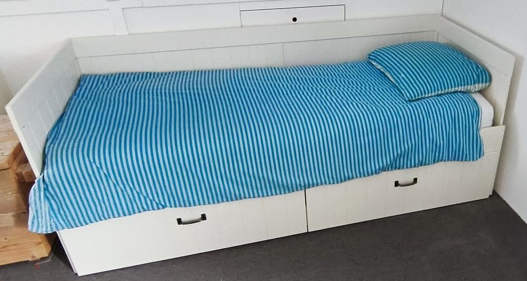 Gratis: HEMNES bedbank; 1 lade, 80x200 cm incl. 1 matras, Huis en Inrichting, Slaapkamer | Bedden, Ophalen, Wit, Tweepersoons