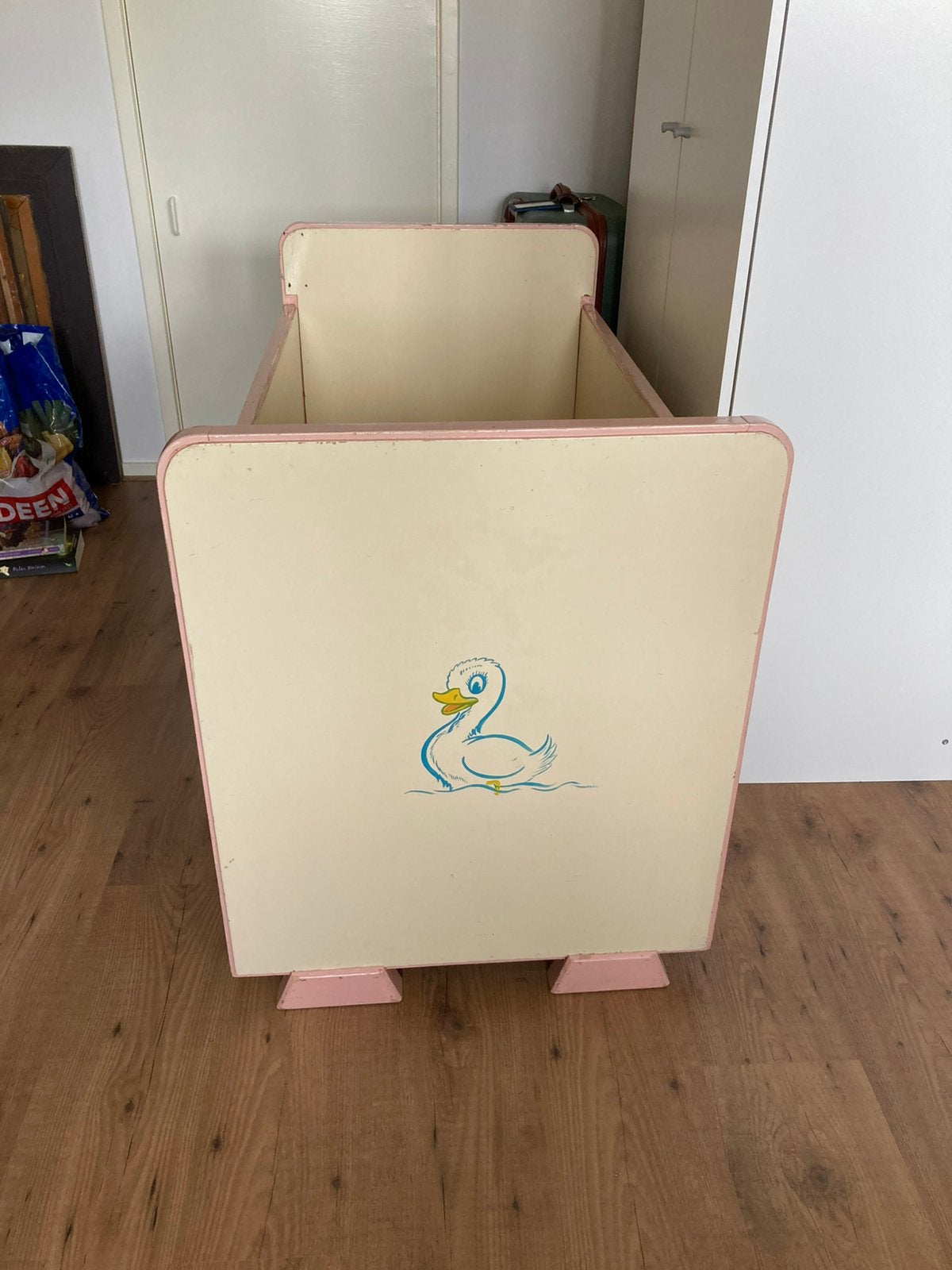 Vintage Retro ledikantje met NIEUW matrasje, Ophalen, Zo goed als nieuw, Ledikant