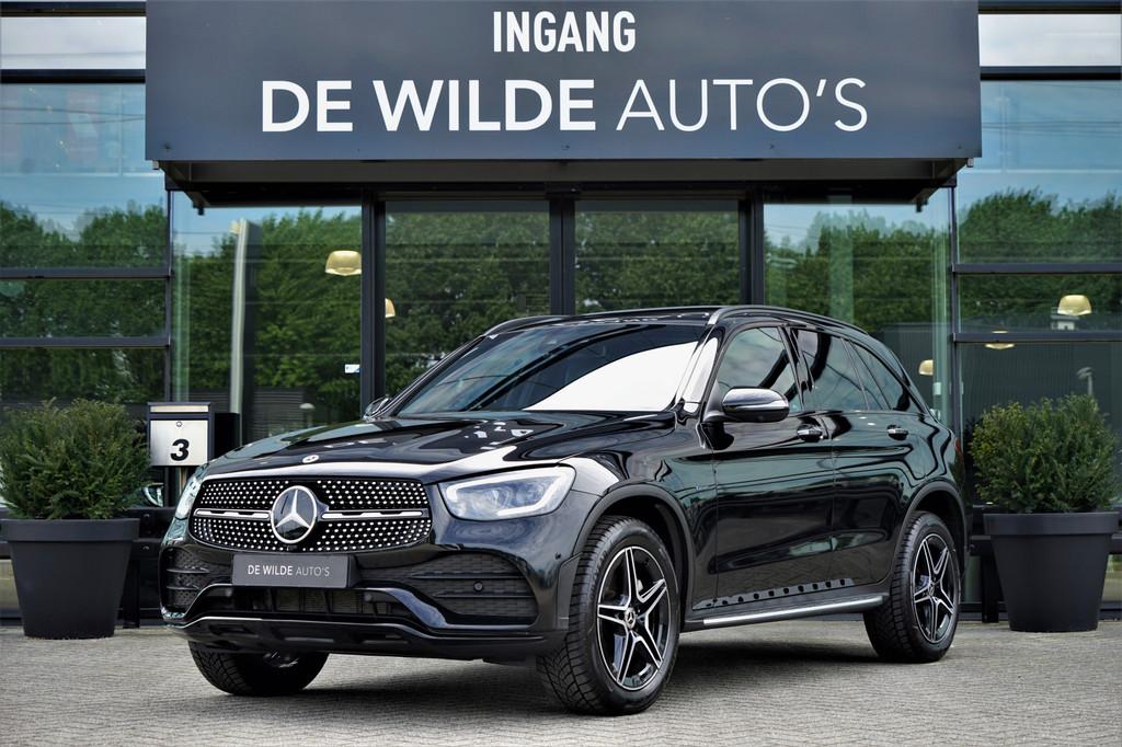 Mercedes-Benz GLC 300e 4matic AMG Pano Trekhaak Burmester Me, Automaat, Gebruikt, Zwart, 4 cilinders