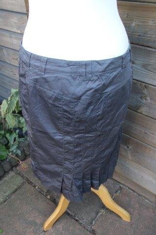 Rok grijs Marccain mt N5 (L-42) Vaste prijs OPRUIMING, Kleding | Dames, Rokken, Maat 42/44 (L), Ophalen of Verzenden, Zo goed als nieuw