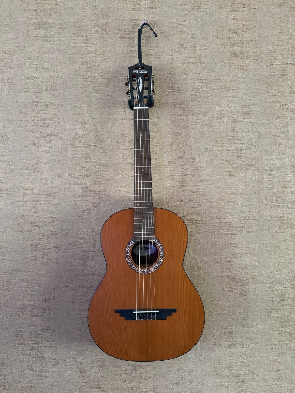 D'Angelico Premier Avellino klassieke gitaar naturel ceder, Ophalen, Zo goed als nieuw, Klassieke of Spaanse gitaar