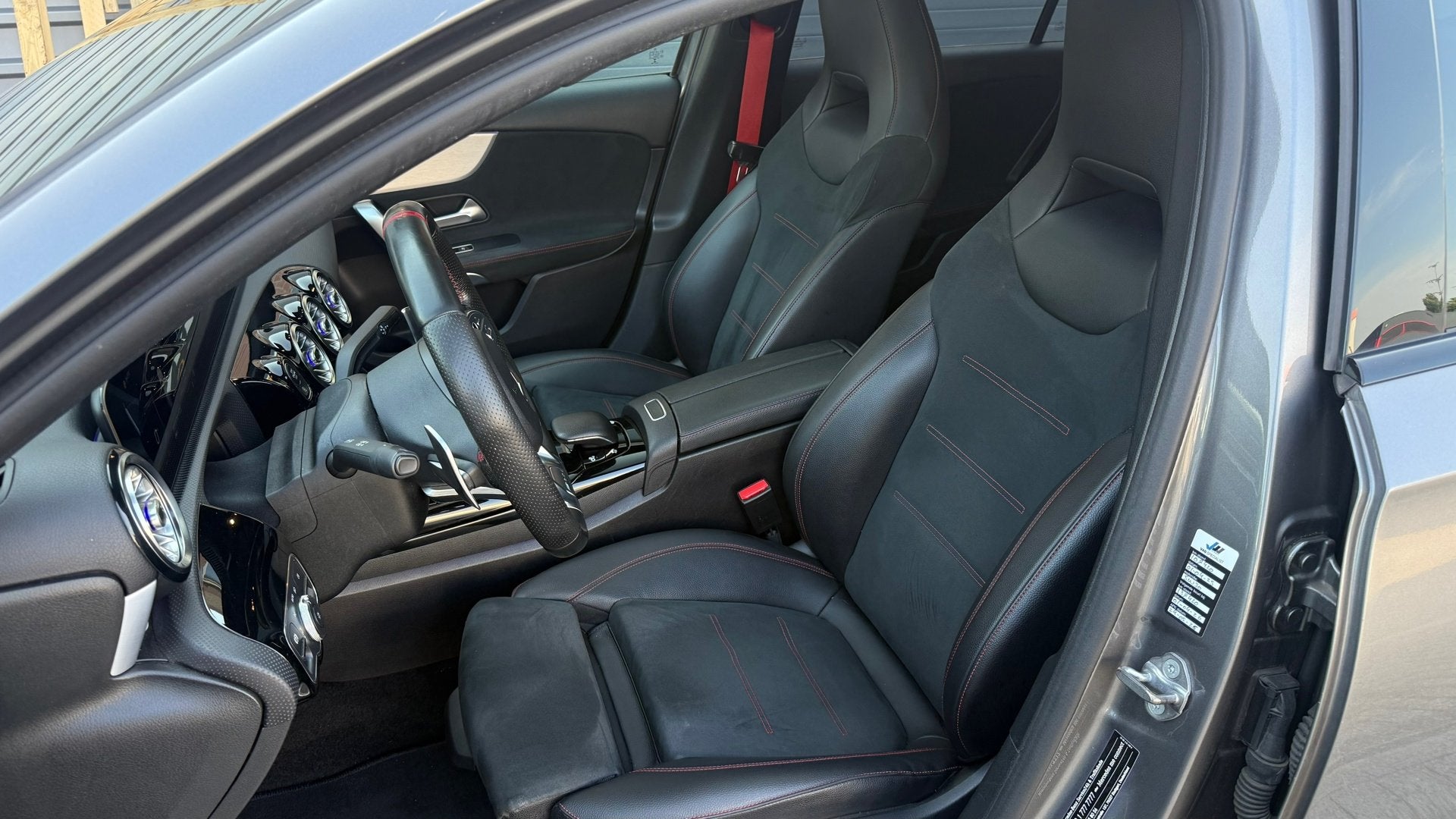 Mercedes-Benz A-klasse AMG 35 4MATIC | Pano | Burmester | Mu, Gebruikt, 4 cilinders, 2000 kg, Bedrijf