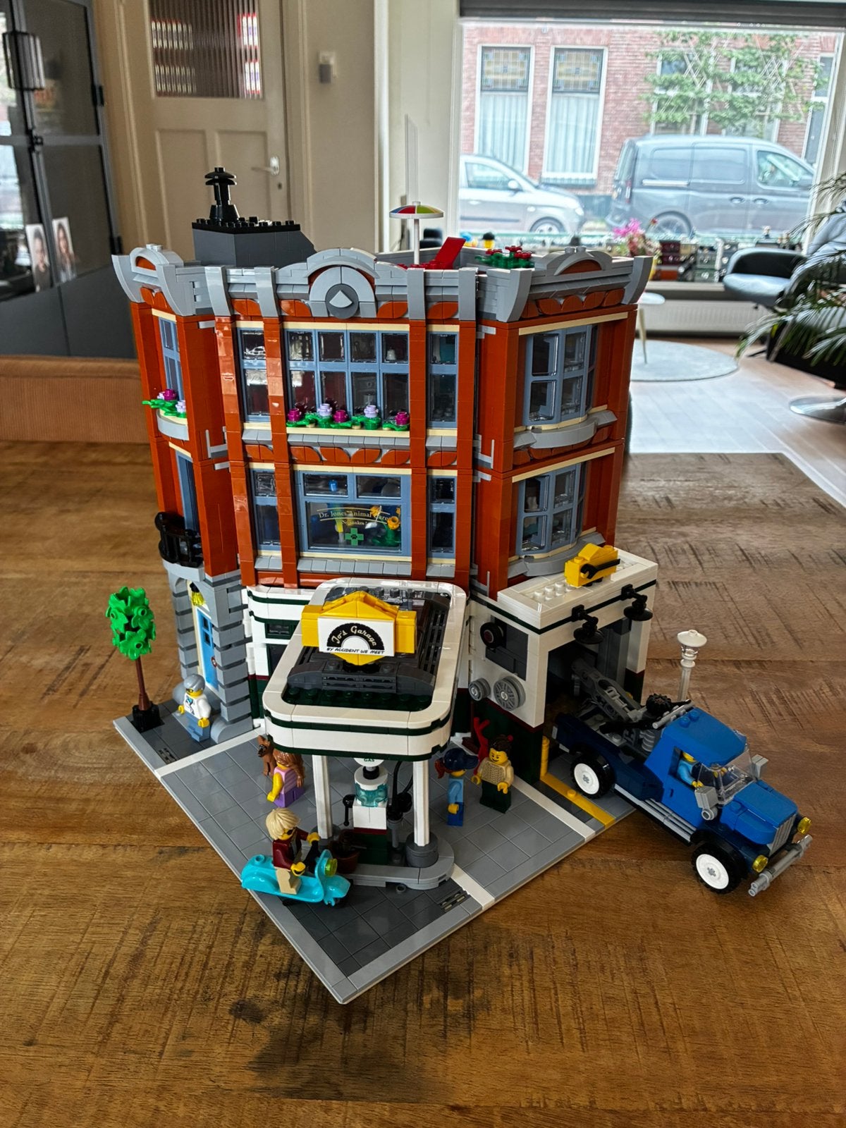 Lego 10264 Corner garage modular, Kinderen en Baby's, Lego, Ophalen of Verzenden, Zo goed als nieuw, Inclusief instructies