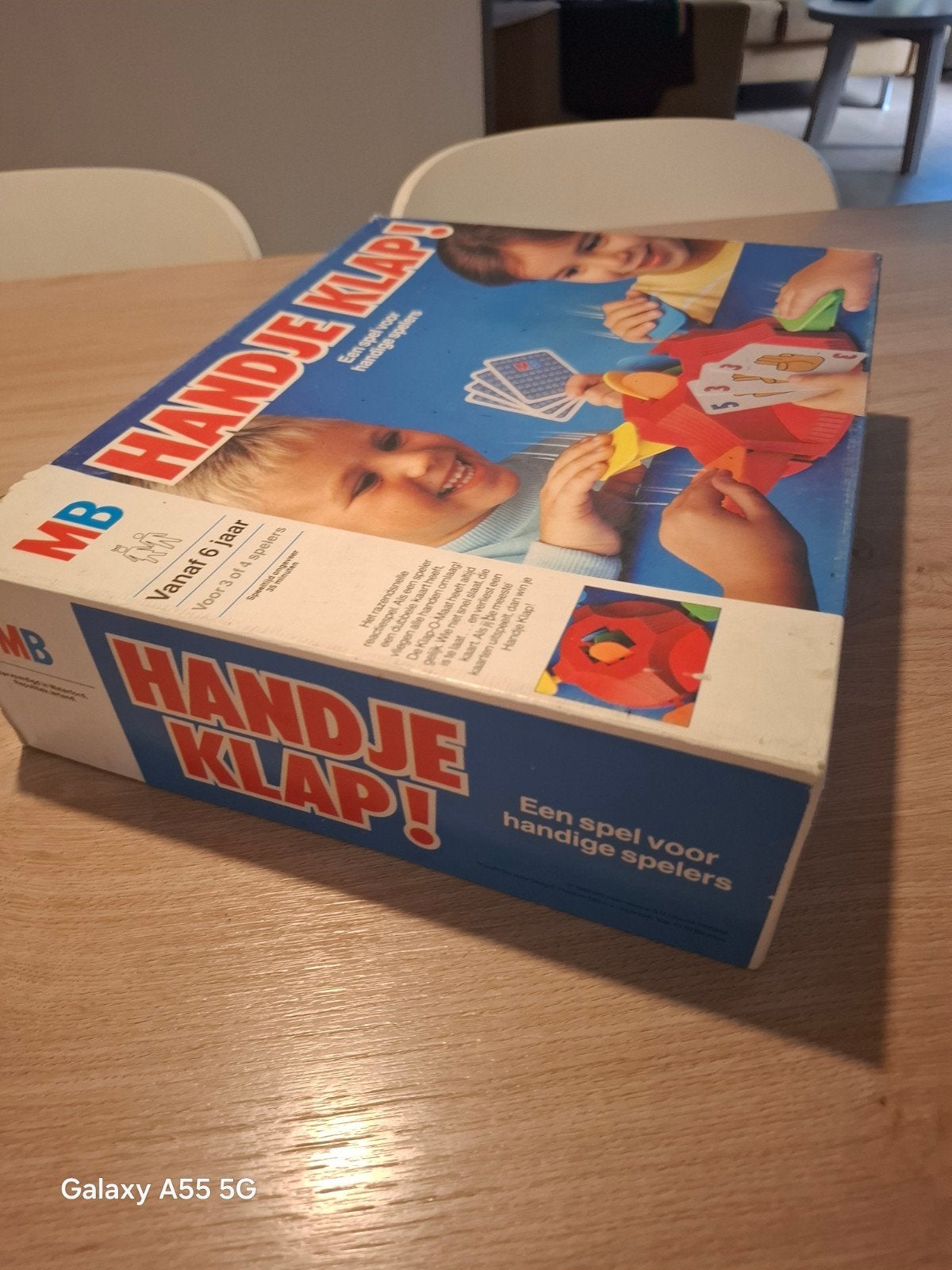 Handje Klap! Bordspel van MB - Vintage Gezelschapsspel, Info@mbspellen.nl, Ophalen of Verzenden, Drie of vier spelers, Postbus 123, 1000 AB Amsterdam