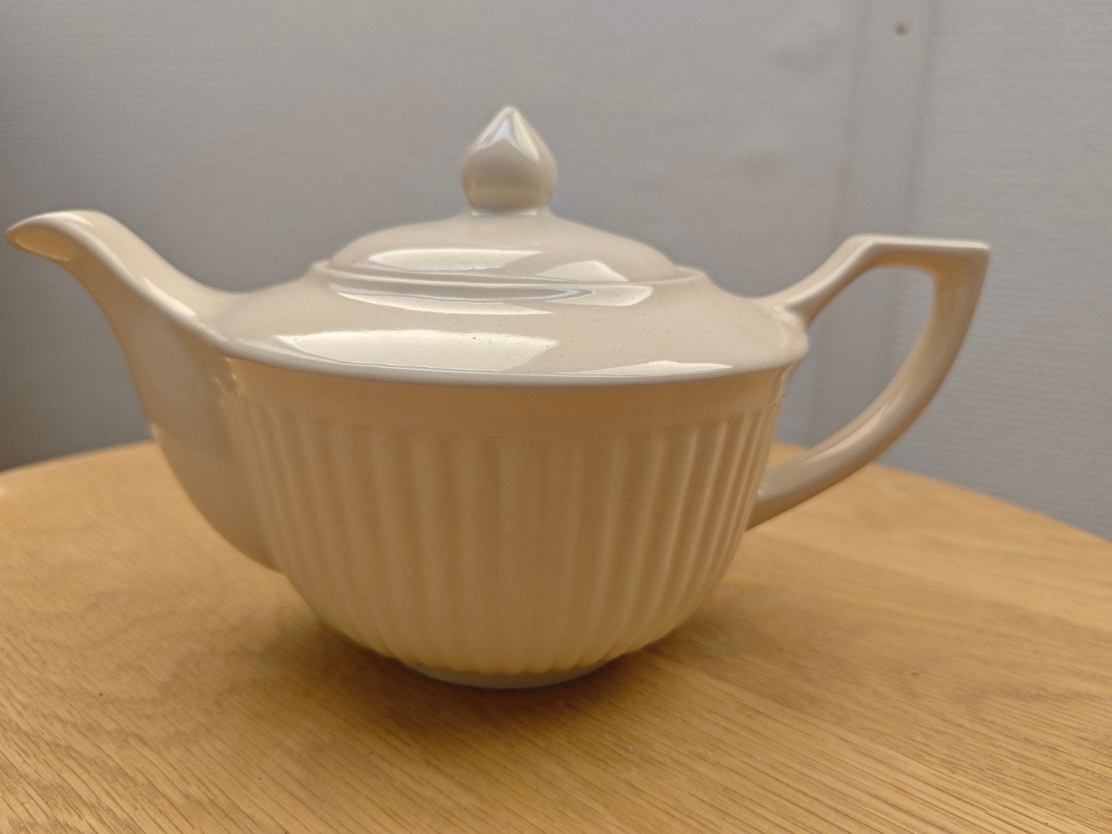 Theepot ongebruikt klassiek model, Ophalen of Verzenden, Nieuw, Overige stijlen, Overige typen