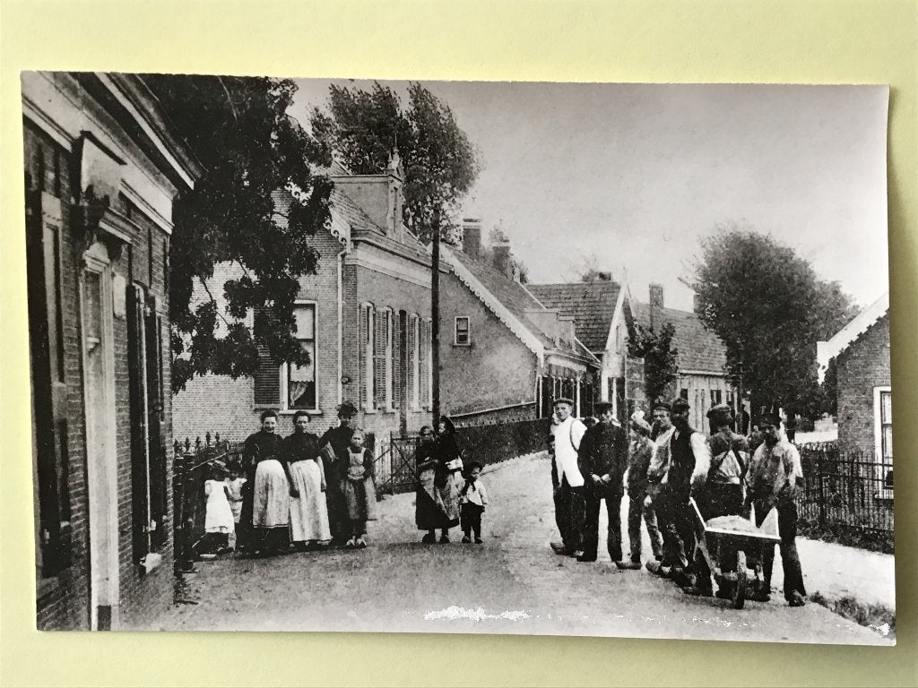 Oude foto Bolnes Dorpstraat - Echt foto 1966, Verzenden, 1960 tot 1980, Ongelopen, Zuid-Holland