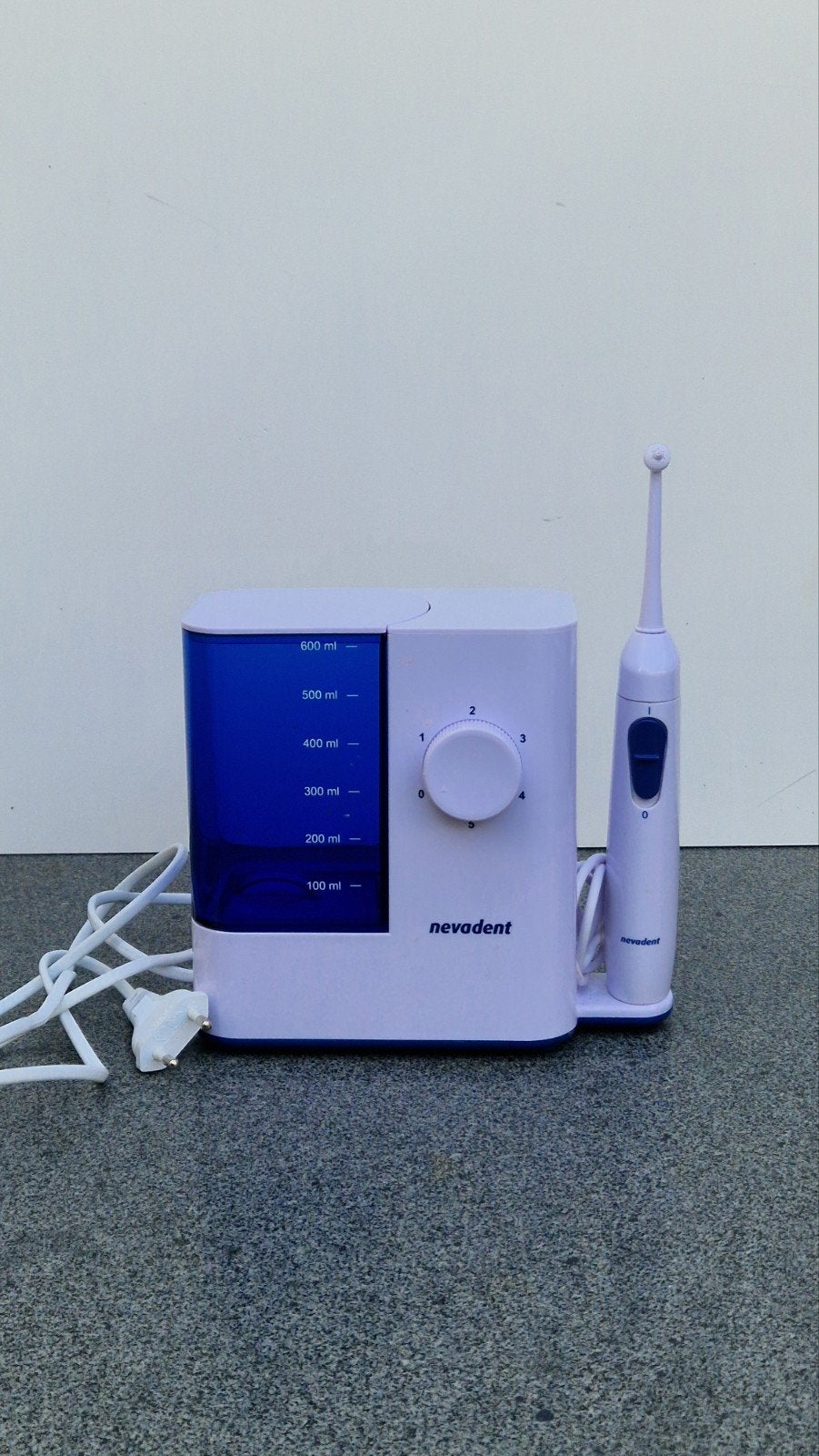 Nevadent Monddouche - Voor een optimale mondhygiëne, Ophalen