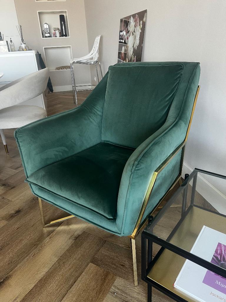 Richmond groene velvet fauteuil – luxe & stijlvol, Huis en Inrichting, Fauteuils, Ophalen, 75 tot 100 cm, Zo goed als nieuw, Hotel Chic