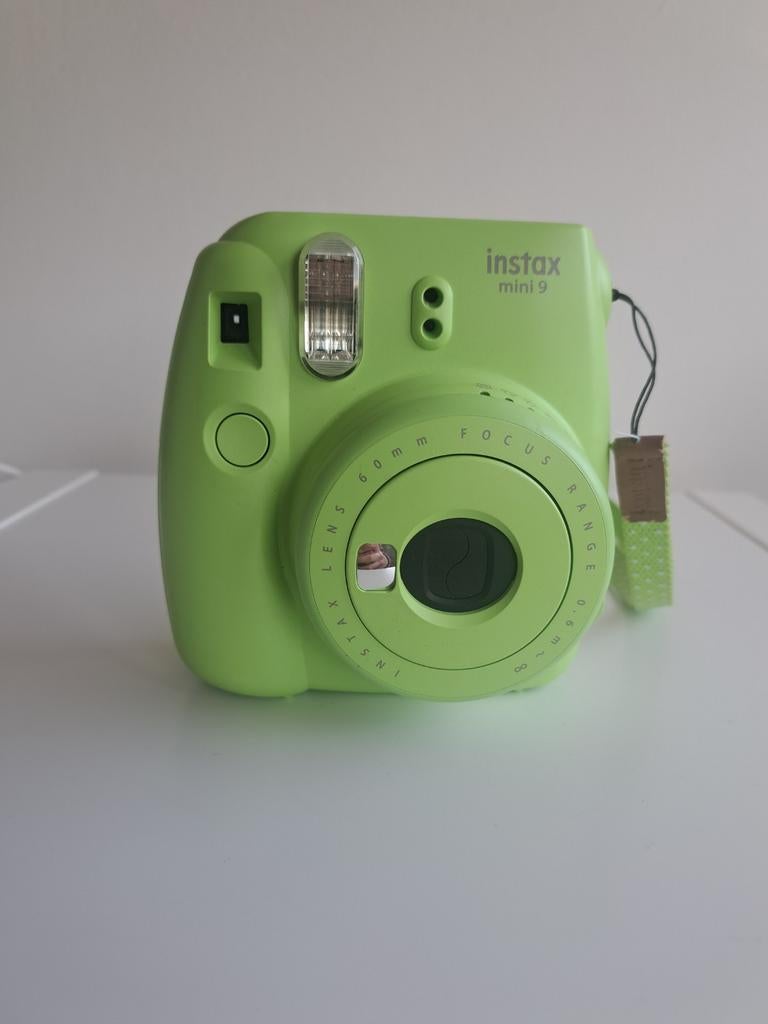 Instax mini 9 appeltjesgroen, Audio, Tv en Foto, Fotocamera's Analoog, Ophalen of Verzenden, Zo goed als nieuw, Polaroid, Fuji