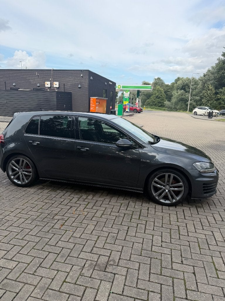 Volkswagen Golf 2.0 TDI GTD 135KW 5D DSG 2016 Grijs, 4 cilinders, Diesel, 1600 kg, 1968 cc